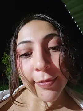 VickyHoult live cam on StripChat