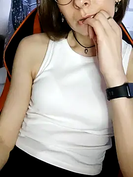 Aashikalaa webcam