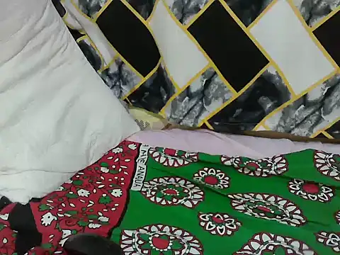 lilmomaa webcam