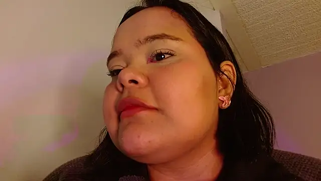 sexychubby___ live cam on StripChat