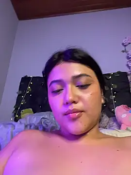 alisson_carolina73 webcam