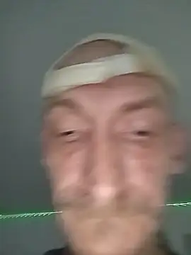 Ruffpecker75 webcam
