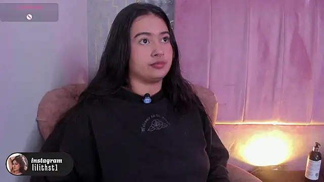 lilithst_ live cam on StripChat