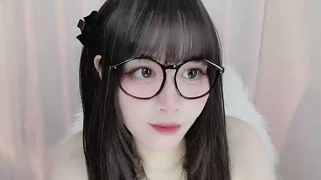 -zhuzhu-999- live cam on StripChat