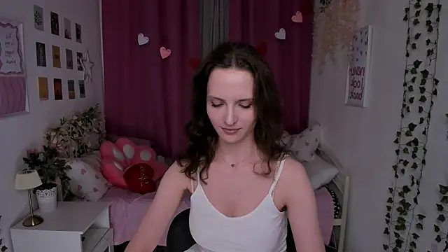 Ariadna_Shy webcam