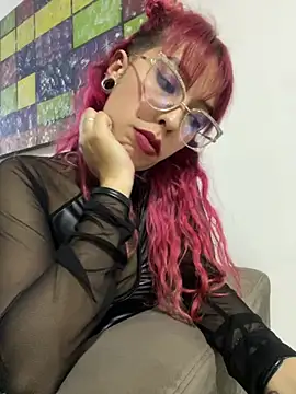 MeraSecretXXX live cam on StripChat