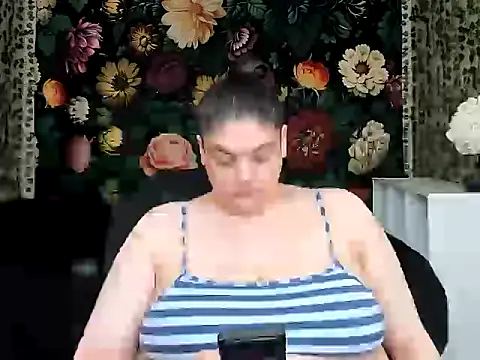 Exxxotic_Melons webcam
