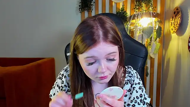ElinaVale webcam