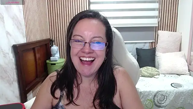 Sonialorens_ webcam
