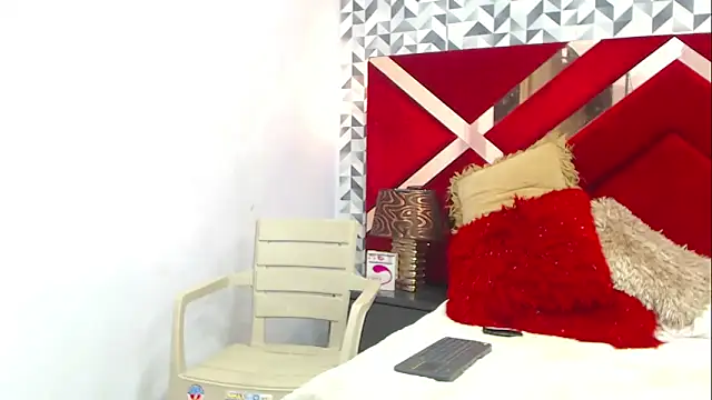 SusanMendoza live cam on StripChat