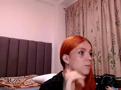saara_johnson496 webcam