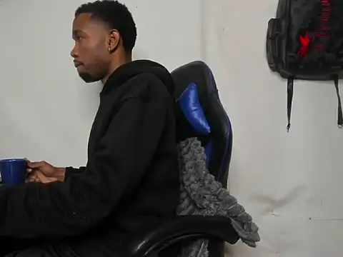 Kofi_exotic_2 webcam