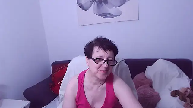 ChristaRose live cam on StripChat