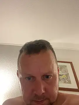 Hornybiboy66 live cam on StripChat
