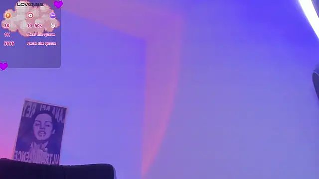 MarieTaylor_ webcam