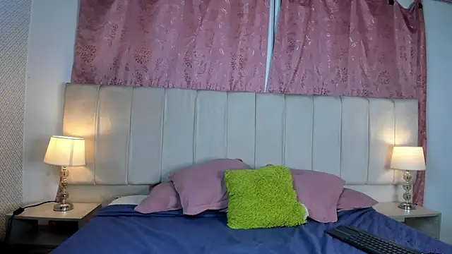 mia__gv webcam