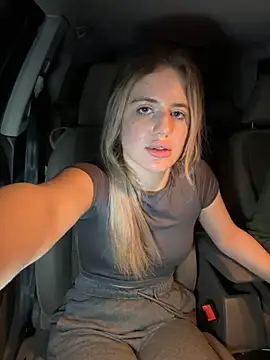 Holly-Glamour webcam