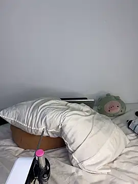 MiaGoth_ webcam