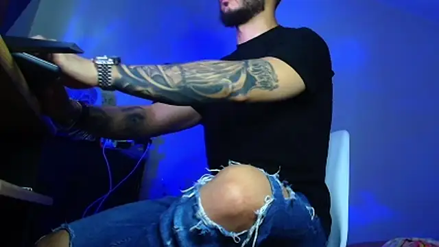 XanderCage99 webcam
