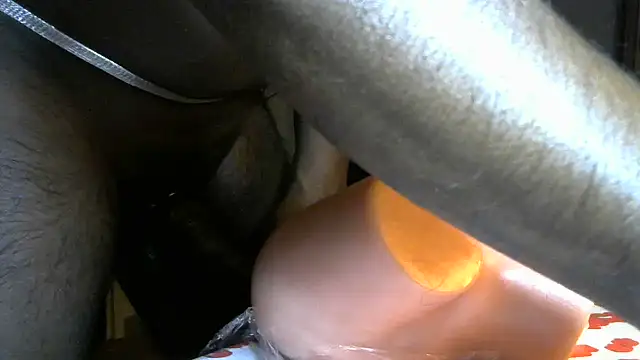 frenchblackc31 webcam