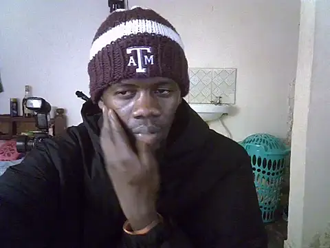 Thee_Biggest webcam