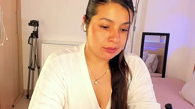 miaa_daniels webcam