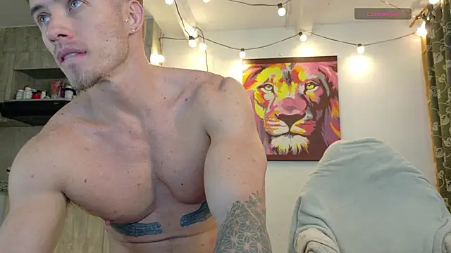 Ryannblue07 webcam