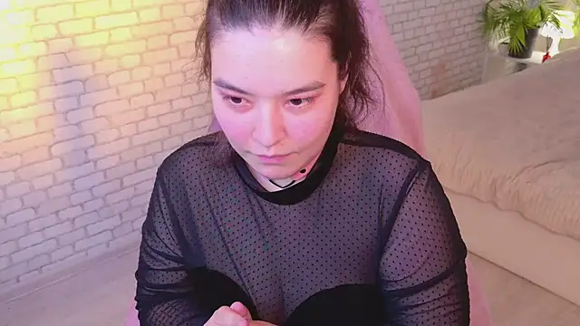 MomoRins webcam