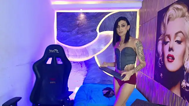 Violeta_Alvarez webcam