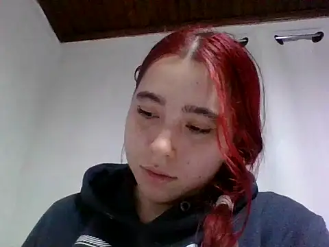 Annisofi000 webcam