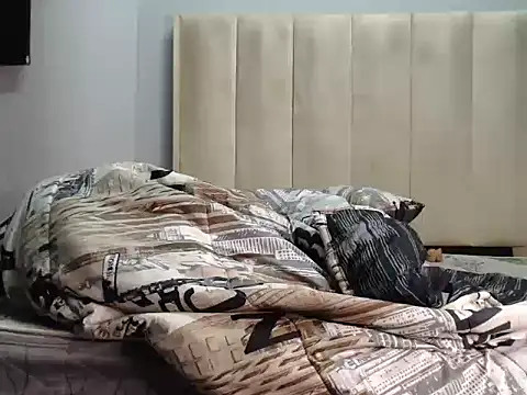 QueenZara_202 webcam