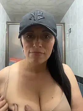 CatalinaSantana83 webcam