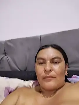 Horny-Mommy-Dirty webcam