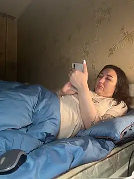 Naughtbaby_2025 webcam