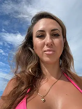 Bella-Grace webcam