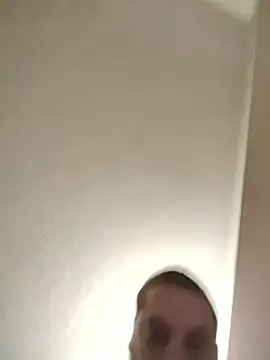 TheBunnyAndTheMaster webcam