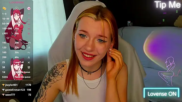MeganNewCat webcam