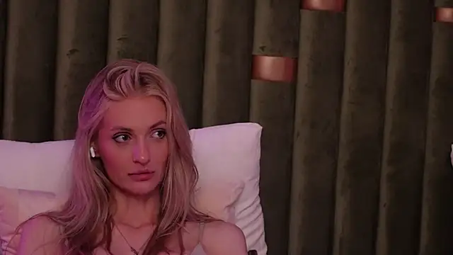 AmeliaAngel webcam