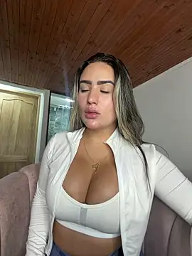 Miilana_ webcam