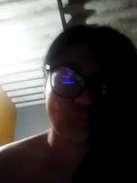 LatinSquirtBaby webcam