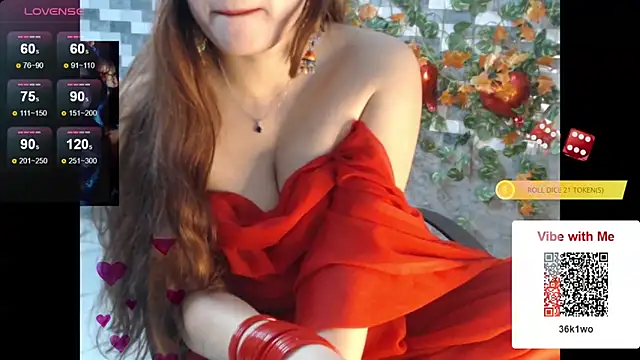 The_Queen_Arinaah webcam