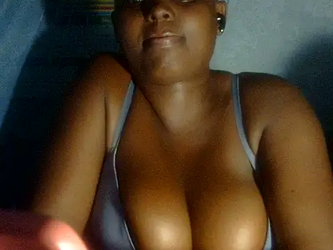 Yaspretty6 webcam