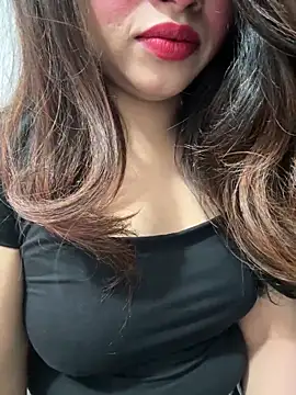 Yours_riya11 webcam