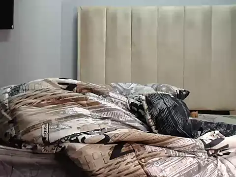 QueenZara_202 webcam