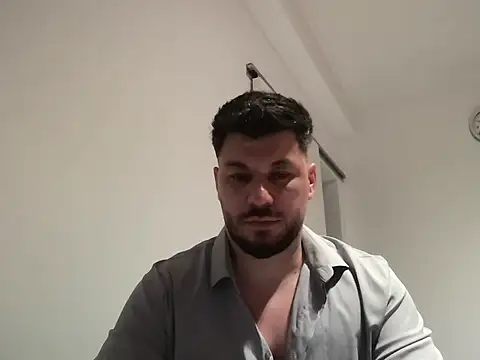 chasingthevibe live cam on StripChat