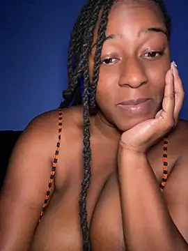 GirthGoddessCoco webcam
