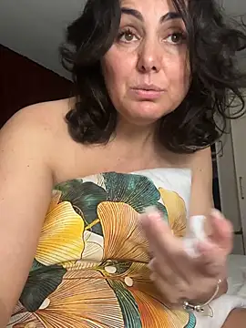Emma_roqueen webcam