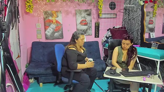 lesbiancuple webcam