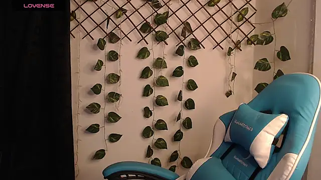 Nika_1_ webcam