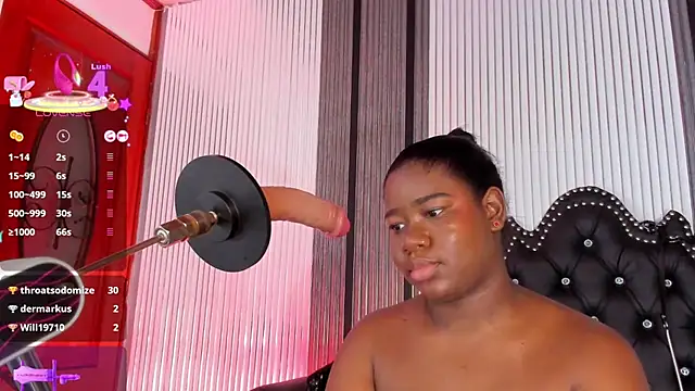 Slave_Ebony live cam on StripChat